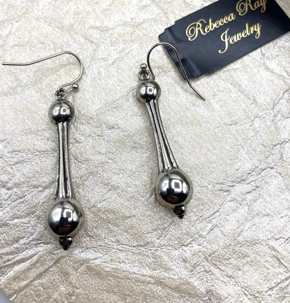 Rebecca Ray Jewelry - Silver Vintage Earring Drop