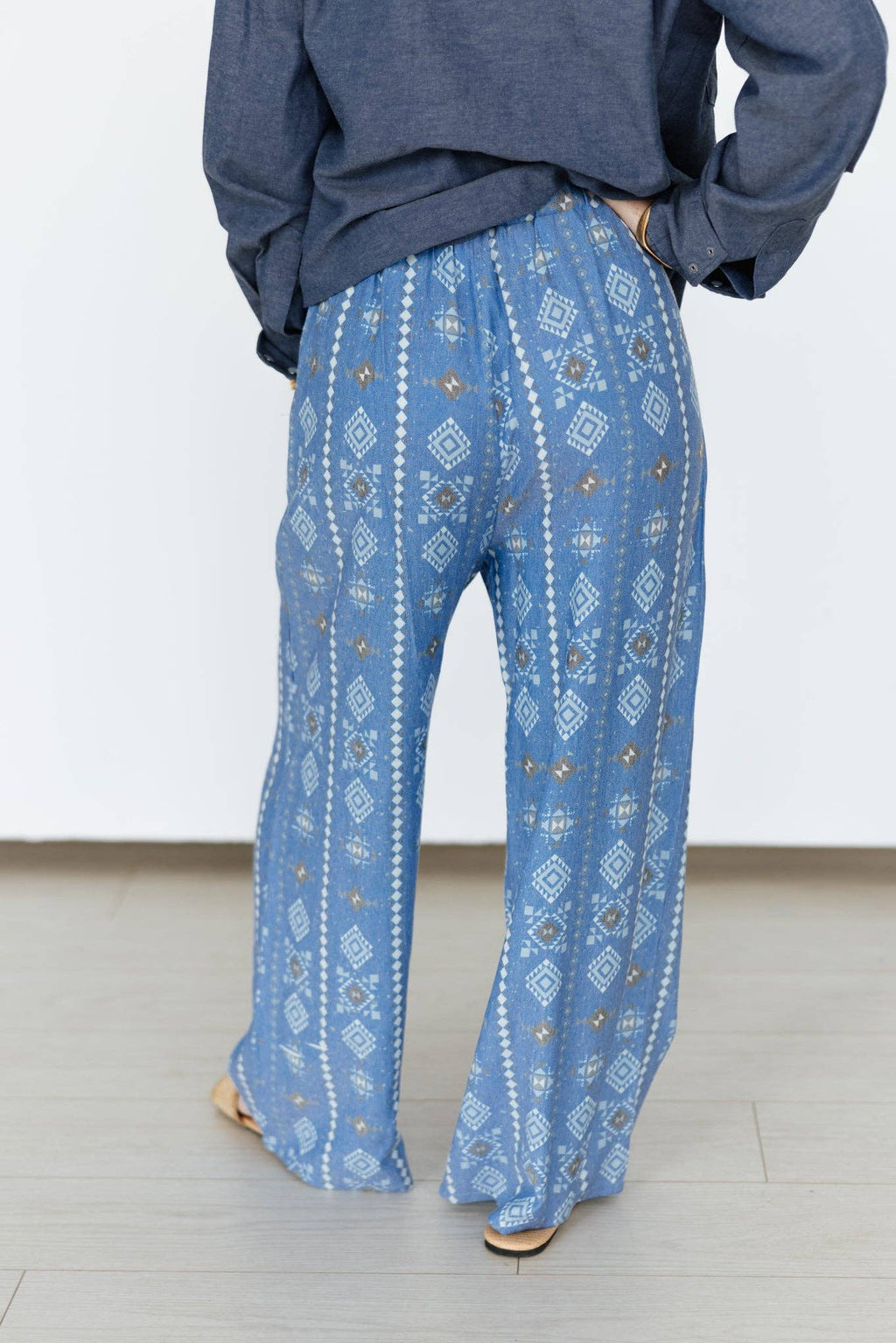 Jeans-Pants-Shorts